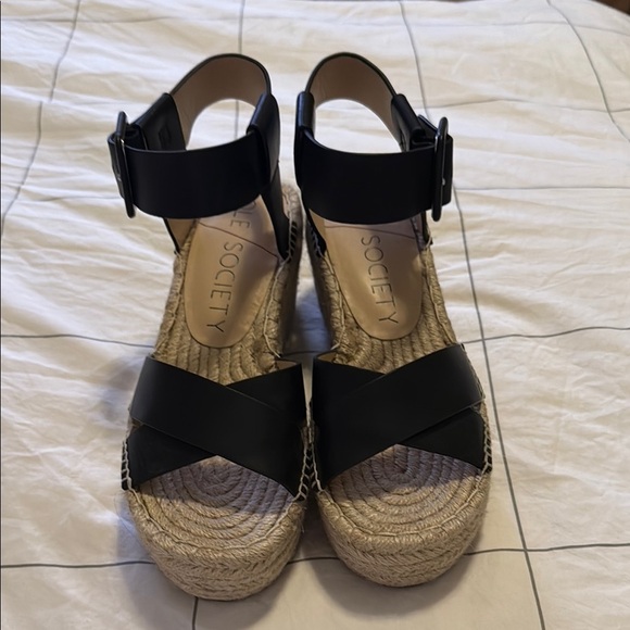 Sole Society Shoes - Sole‎ Society Black and Cream Espadrille Size 8